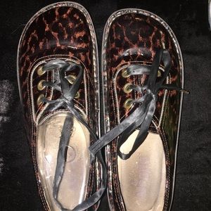 Algeria Shoes Cheetah Print Size 39